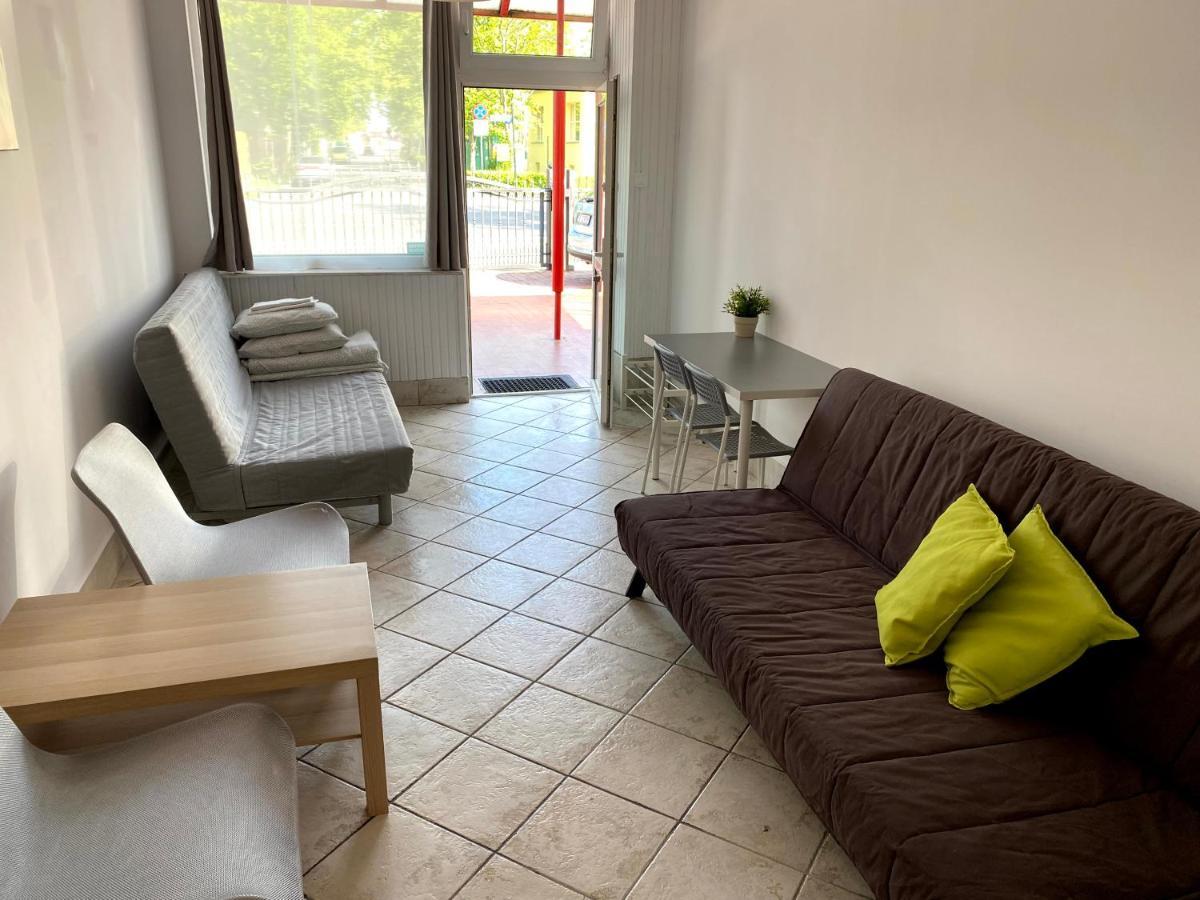 Apartmán Zefir Pokoje Unieście Exteriér fotografie