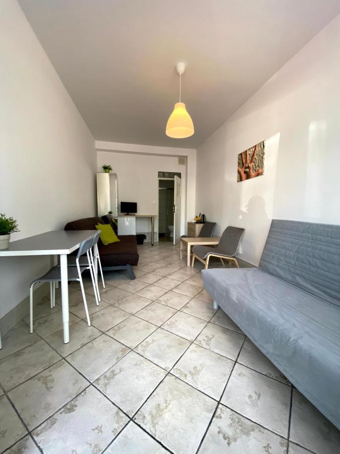 Apartmán Zefir Pokoje Unieście Exteriér fotografie
