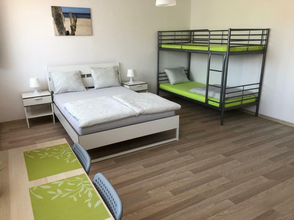 Apartmán Zefir Pokoje Unieście Exteriér fotografie